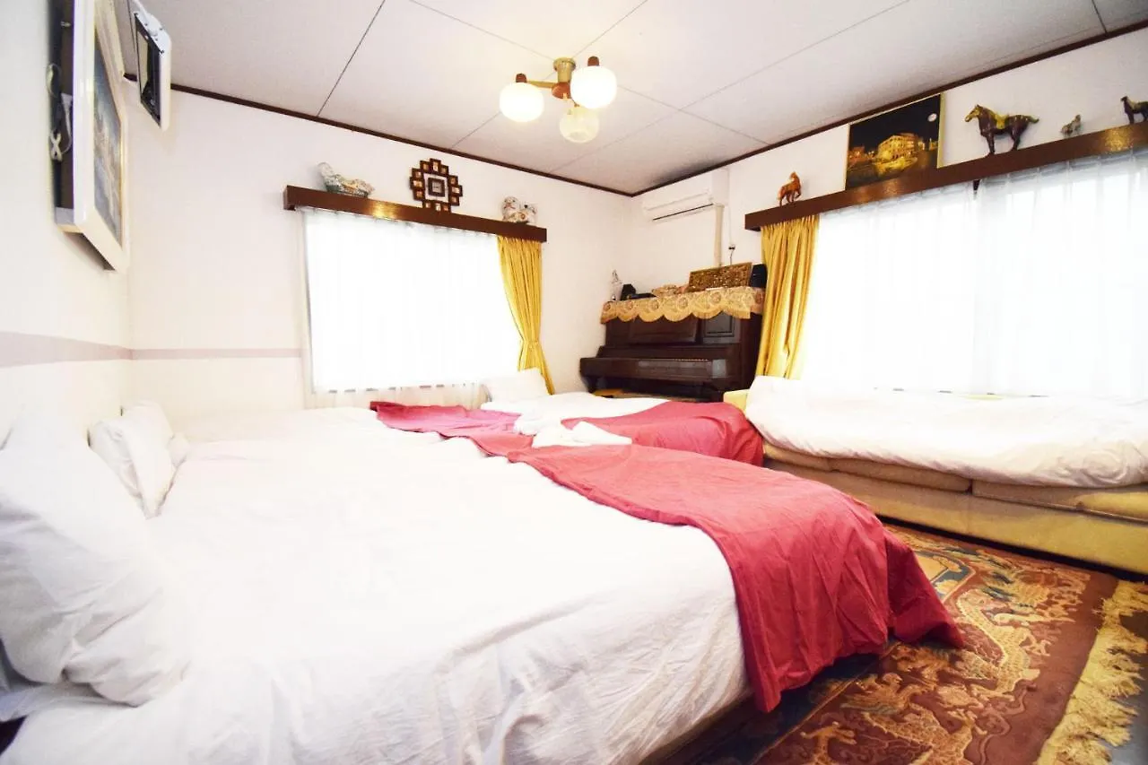 Homestay Oasis Minamiyukigaya Apartment Tokyo Japan